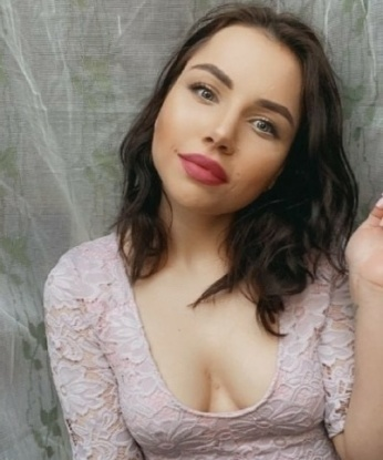 Эльвира, 25
